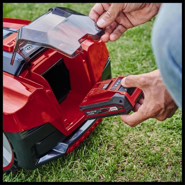 Freelexo 550 Kit Robotgrasmaaier - 550 m² Tuinen - Power X-Change 18 V - Schok-/Kantel-/Til-/Regensensor - Maait Hellingen tot 35% - Verstelbare Maaibreedte 20-60 mm - Inclusief Installatiekit & 3,0 Ah Accu